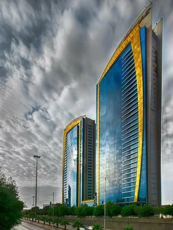 Brand New Luxury Apartment In Twin Towers location
